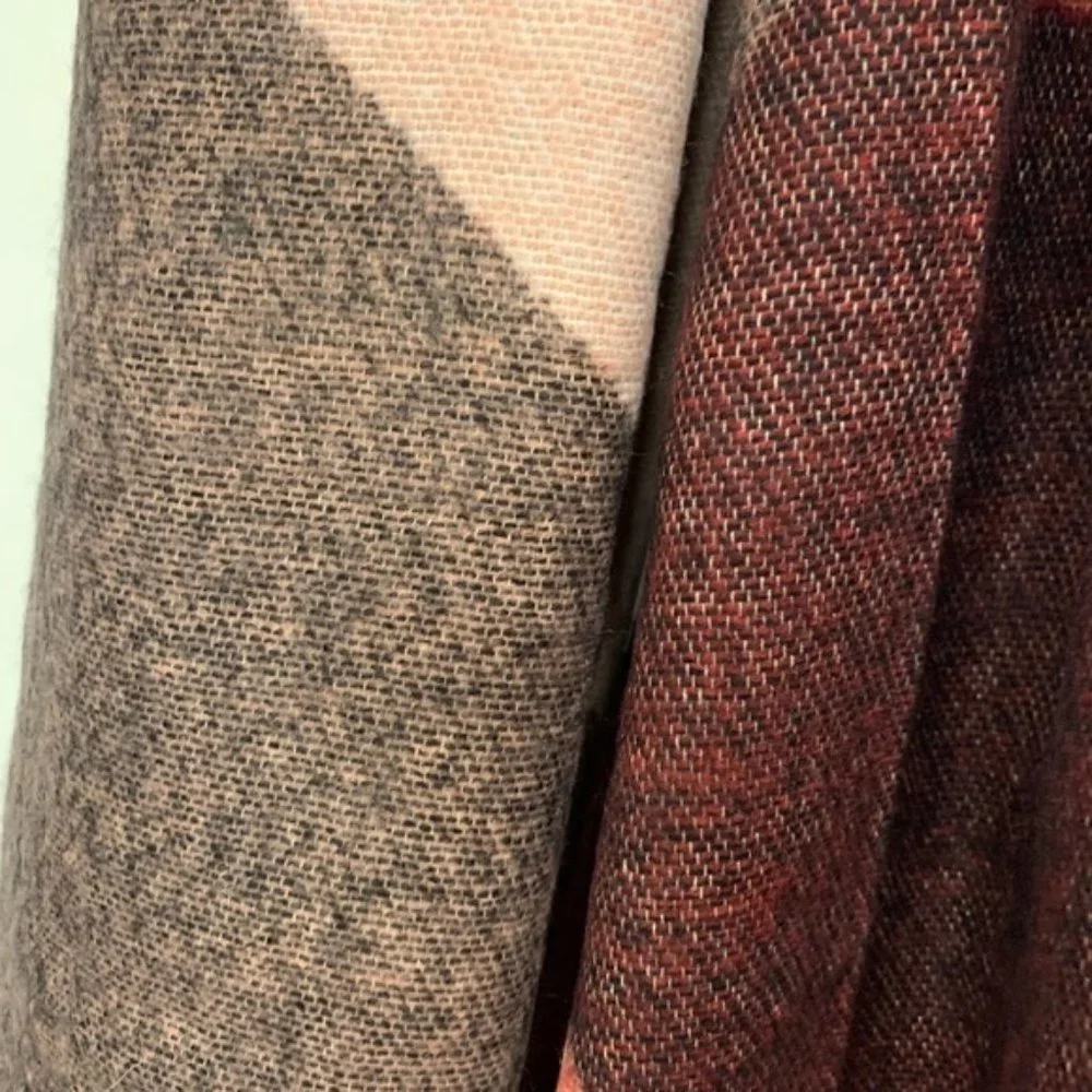 Bizou Rust Rib Scarf - Picture 2 of 4
